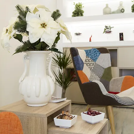 住宿加早餐酒店 那不勒斯五间客房住宿加早餐旅馆 4*