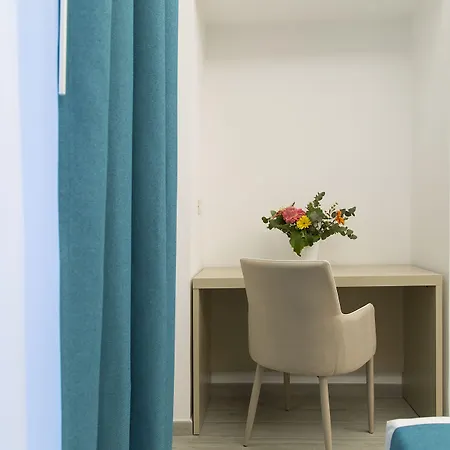 那不勒斯五间客房住宿加早餐旅馆 4*