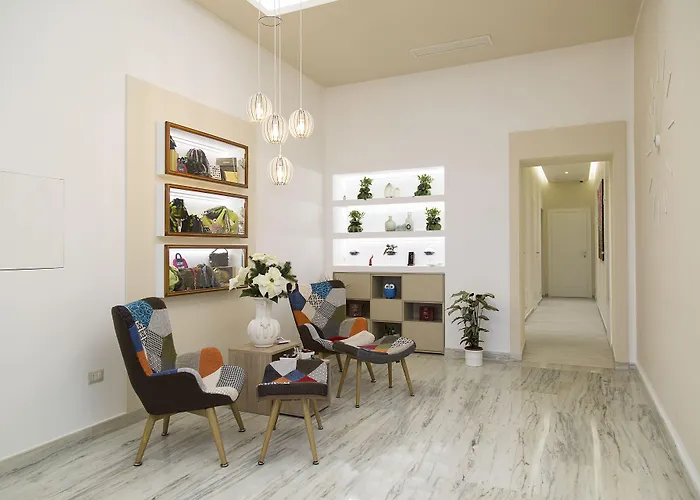 ザ ファイブ ルームズ 4*