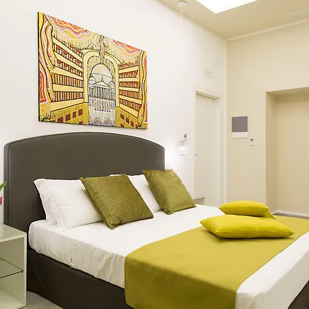 住宿加早餐酒店 那不勒斯五间客房住宿加早餐旅馆 4*